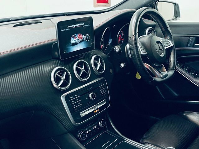 Mercedes-Benz A Class A200 Amg Line Executive FV17FZF Grey #4