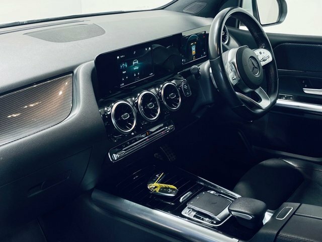 Mercedes-Benz B Class B200d Amg Line Mpv EO69VYG White #5