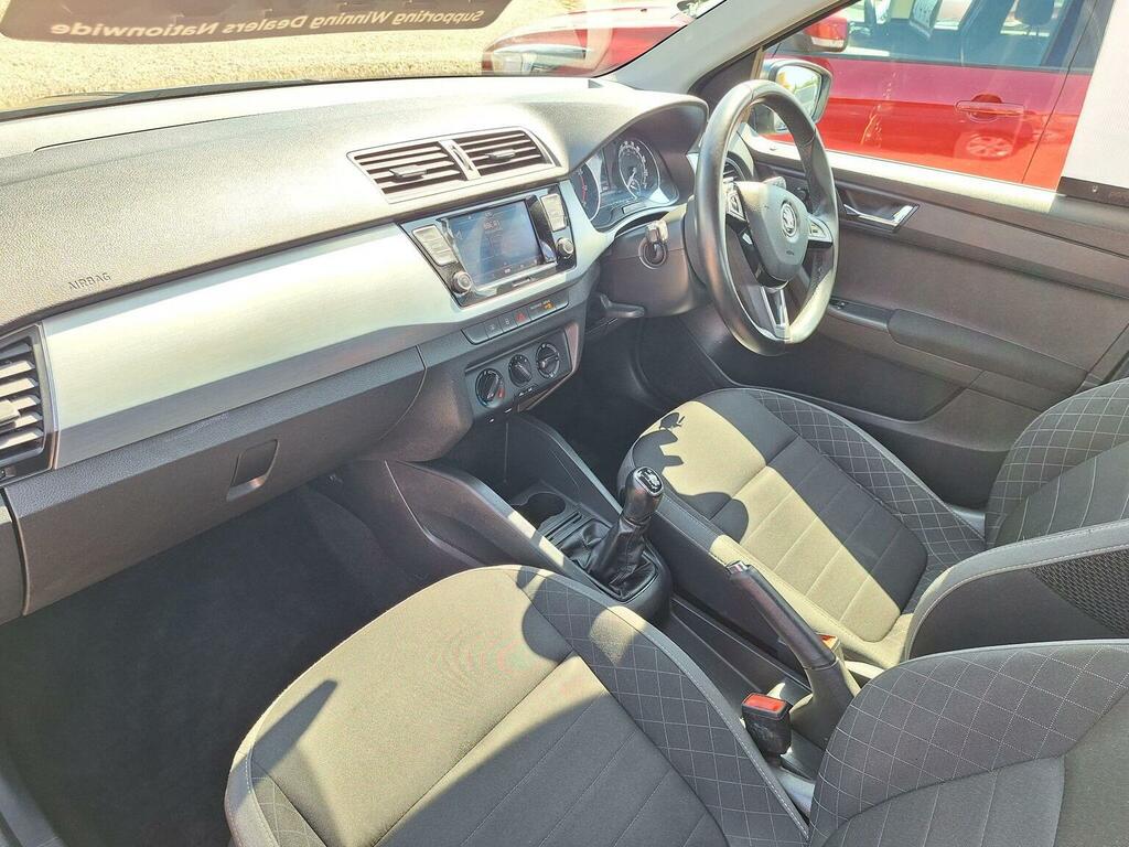 Skoda Fabia Hatchback 1.0 Se Euro 6 Ss 201868 DL68ULY Grey #2