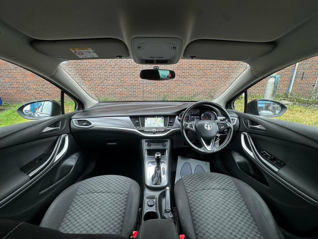 Vauxhall Astra 1.6 Cdti Blueinjection Tech Line Nav Euro 6 Black #3