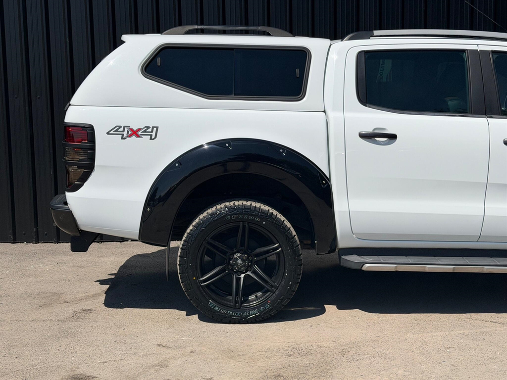 Ford Ranger  Blue #40