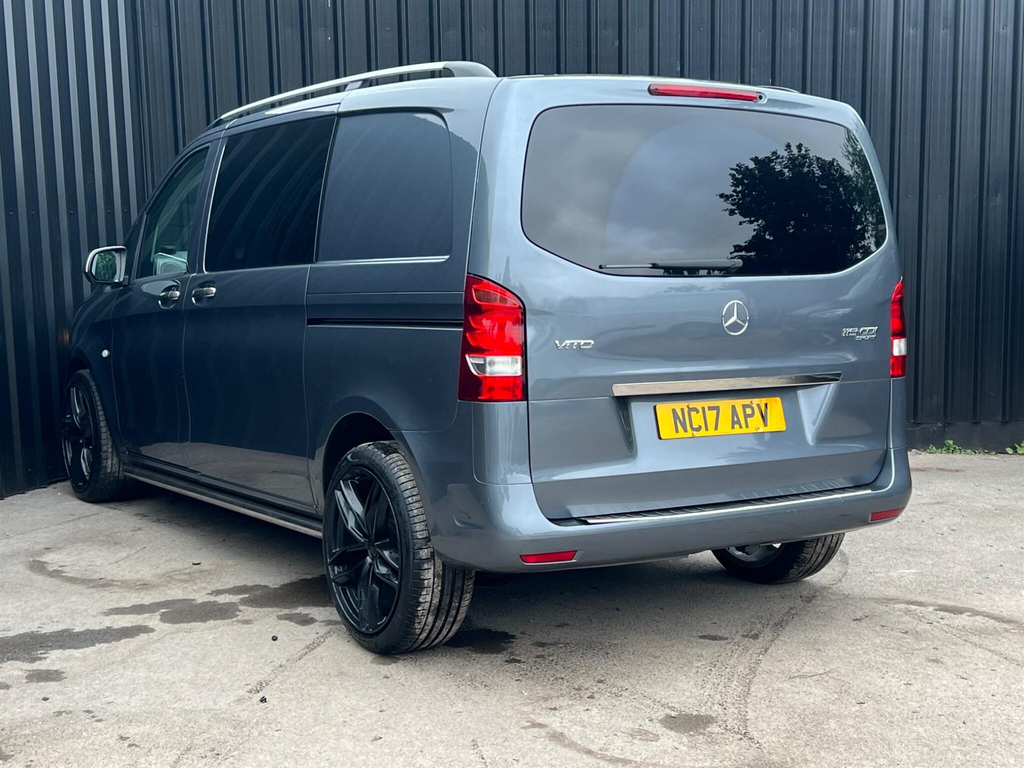 Mercedes-Benz Vito 2.1 119 Cdi Bluetec Sport Crew Van G-tronic Rwd L #2