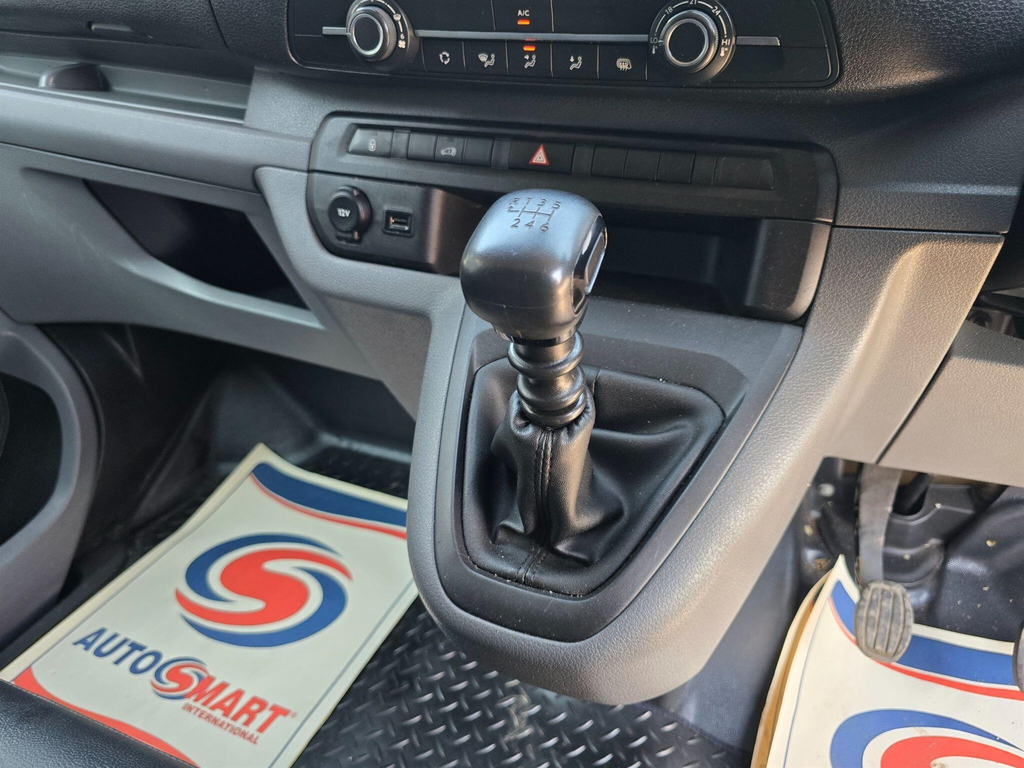 Vauxhall Vivaro 1.6 Cdti 2900 White #14