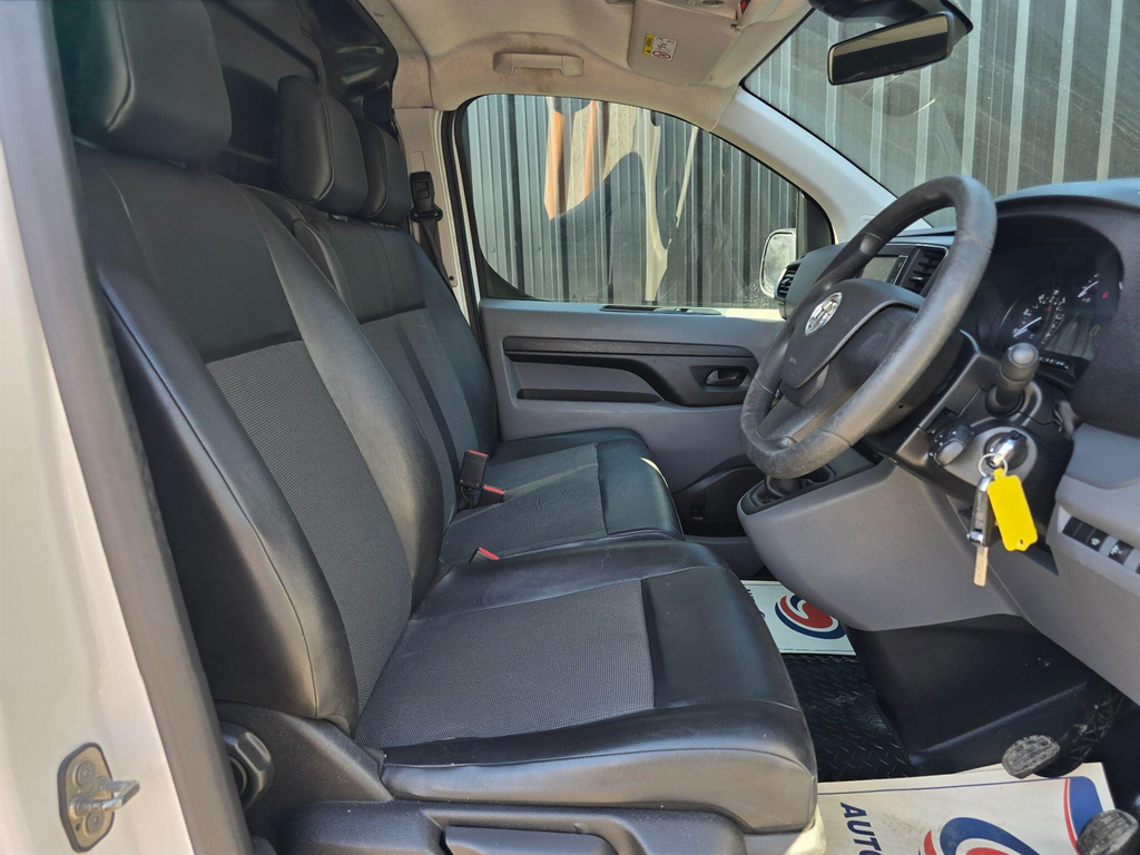 Vauxhall Vivaro 1.6 Cdti 2900 White #20