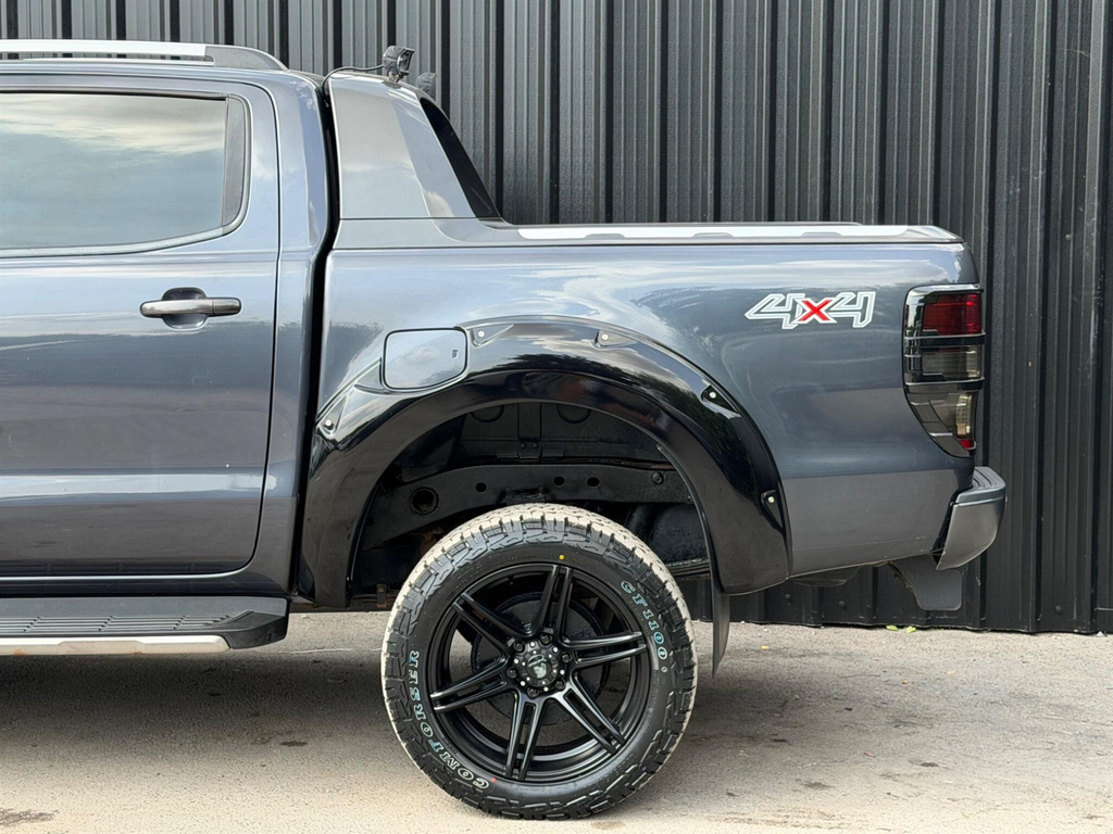 Ford Ranger Pick Up Double Cab Wildtrak 3.2 Tdci 200 White #41