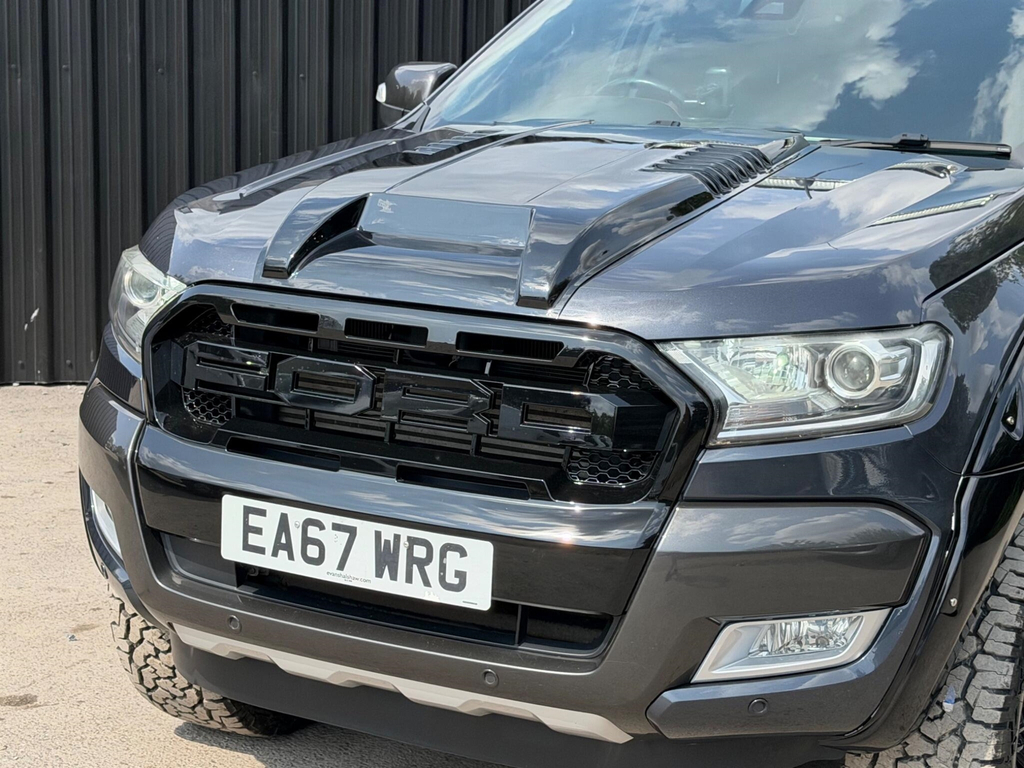 Ford Ranger Pick Up Double Cab Wildtrak 3.2 Tdci 200 White #44