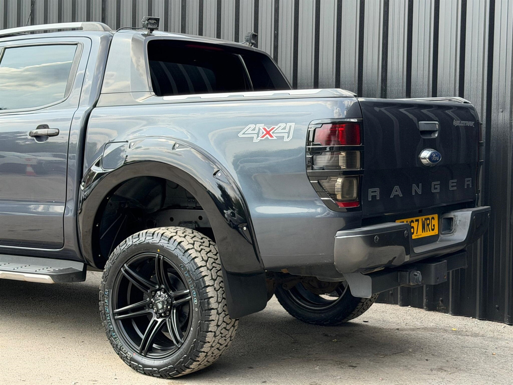 Ford Ranger Pick Up Double Cab Wildtrak 3.2 Tdci 200 White #9