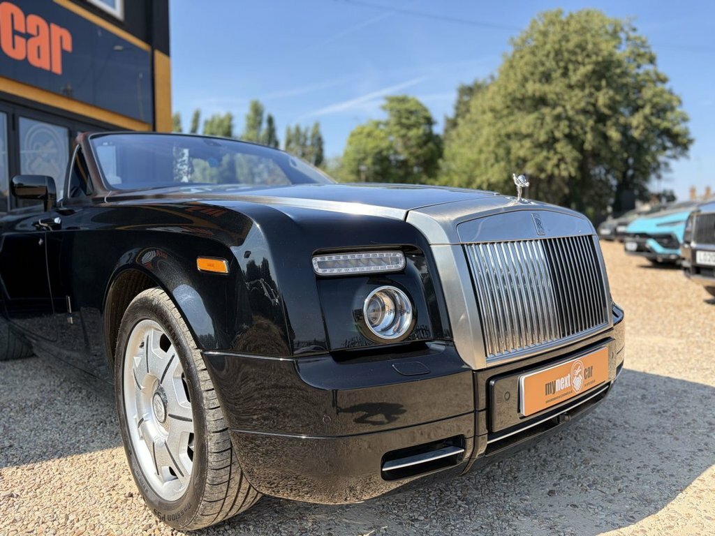 Rolls-Royce Phantom Convertible Black #2
