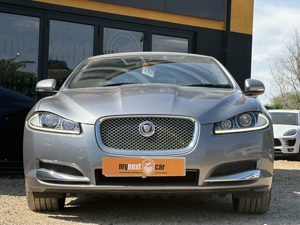 Jaguar XF Saloon OV64KJY #2
