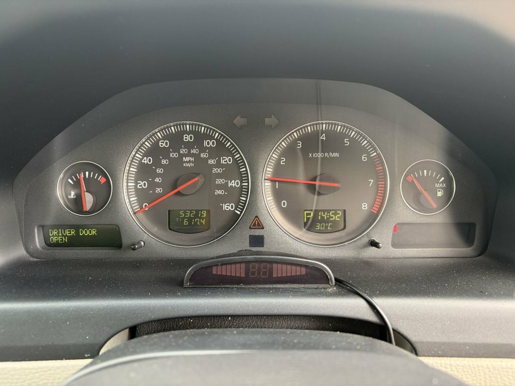 Volvo S60 Gold #14