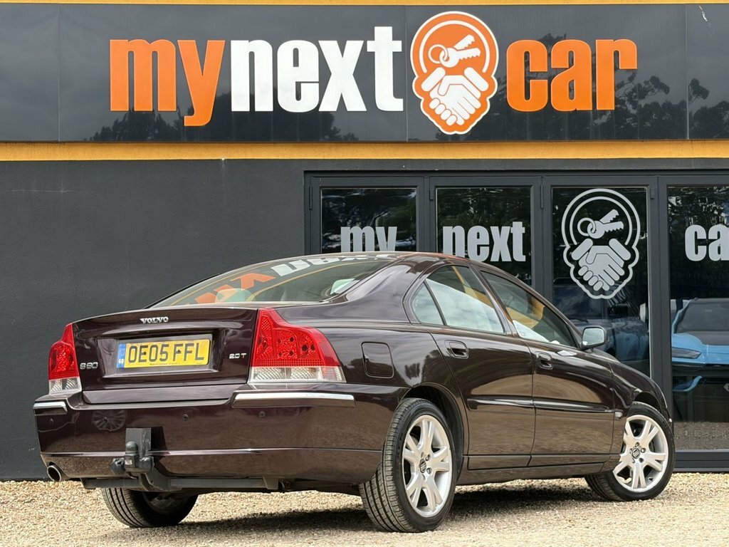 Volvo S60 Gold #9