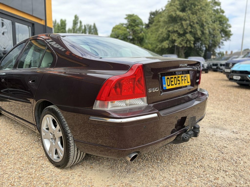 Volvo S60 Gold #7