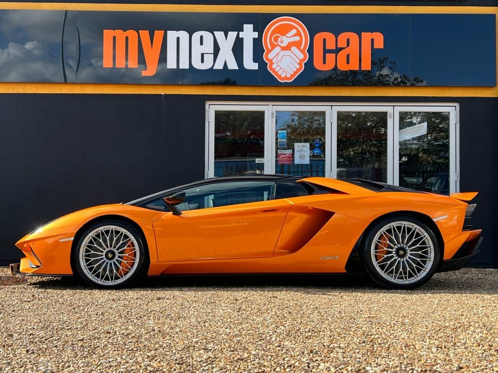 Lamborghini Aventador Cayenne V6 S Orange #5
