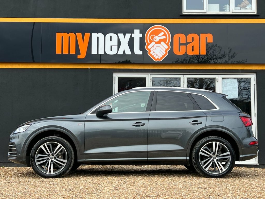Audi Q5 2L Tfsi E Quattro Competition Grey #5