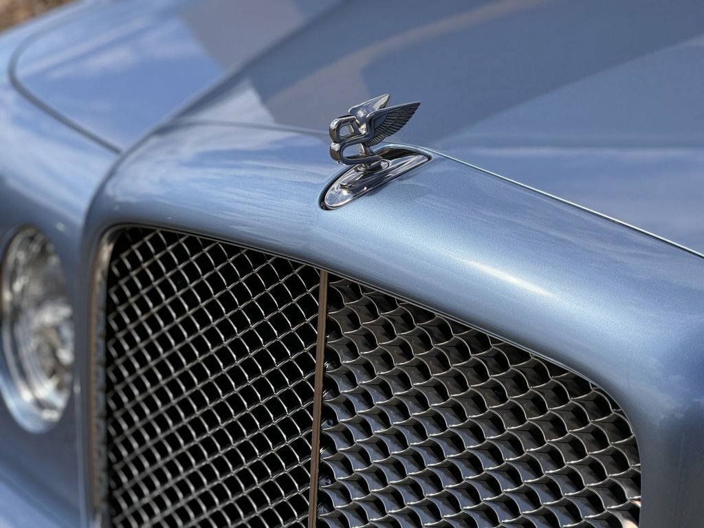 Bentley Azure 6.8L Azure Silver #4