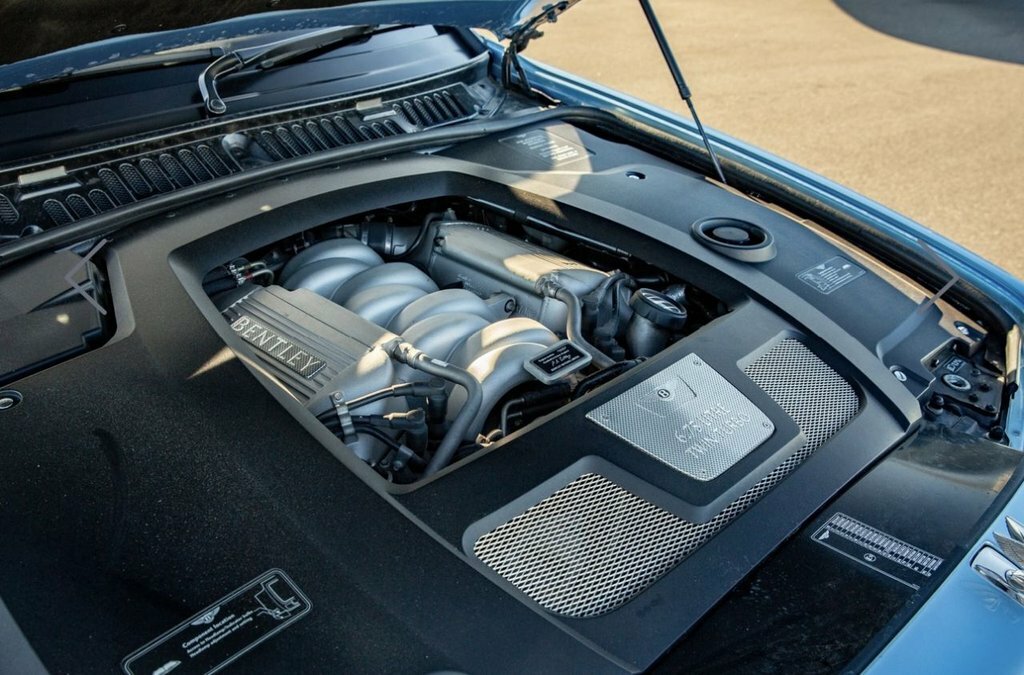 Bentley Azure 6.8 Azure 451 Bhp Blue #35