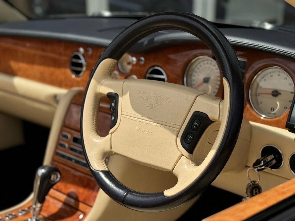 Bentley Azure 6.8 Azure 451 Bhp Blue #32