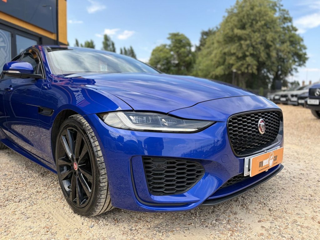 Jaguar XE 2L R-dynamic S Blue #2