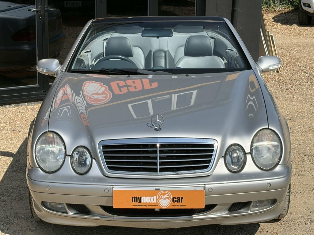 Mercedes-Benz CLK 3.2L Clk320 Avantgarde 0D 218 Bhp Silver #3