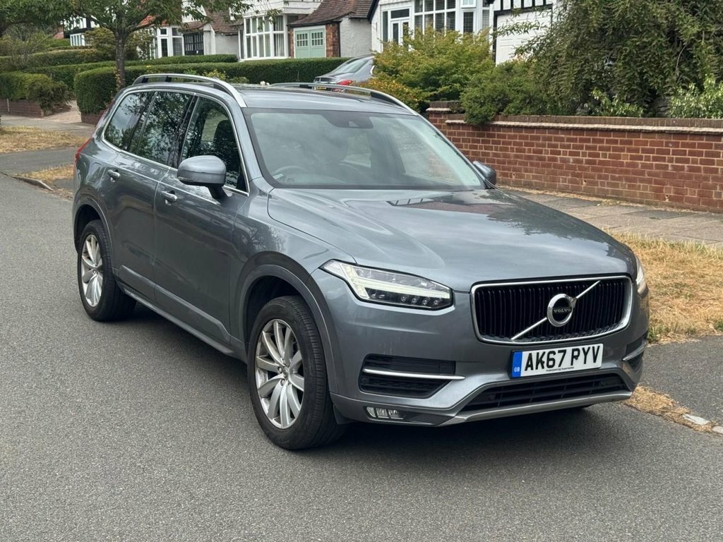 Volvo XC90 2L Momentum Grey