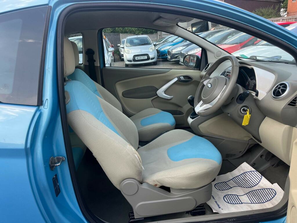 Ford KA Zetec Black #12