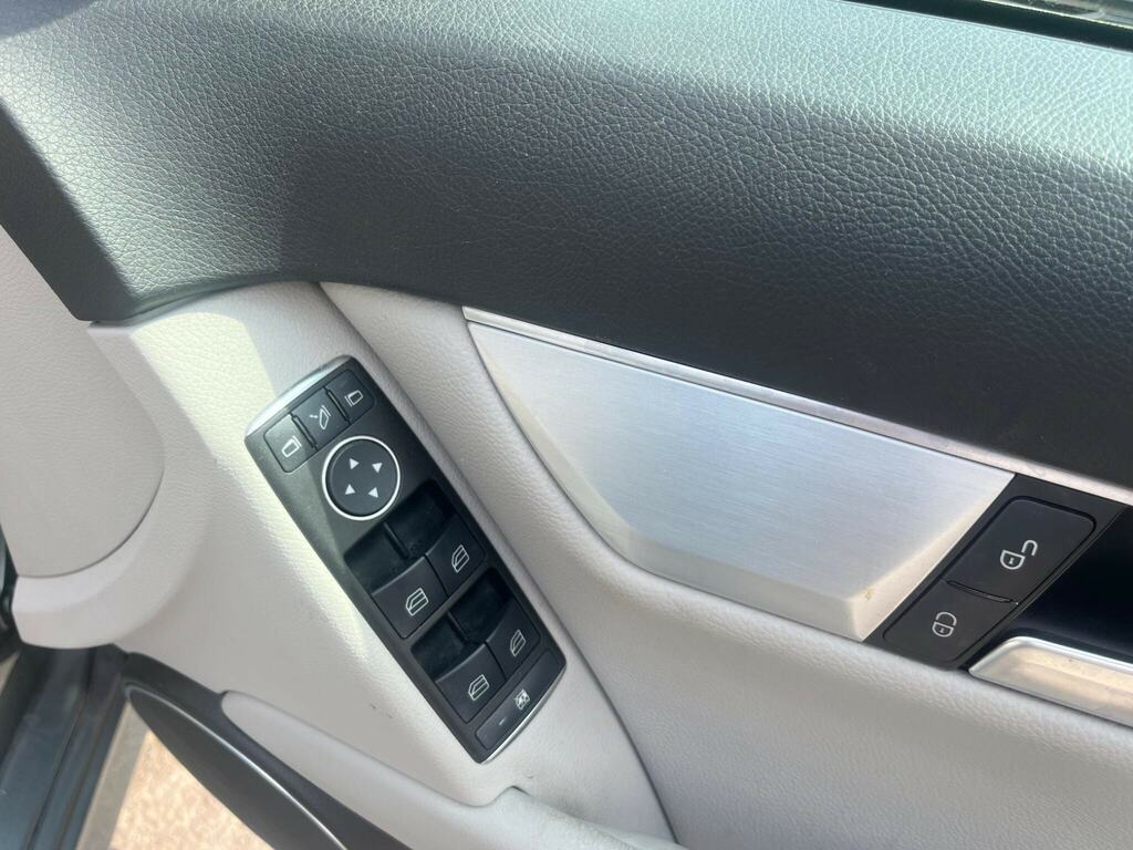 Mercedes-Benz C Class  Silver #26