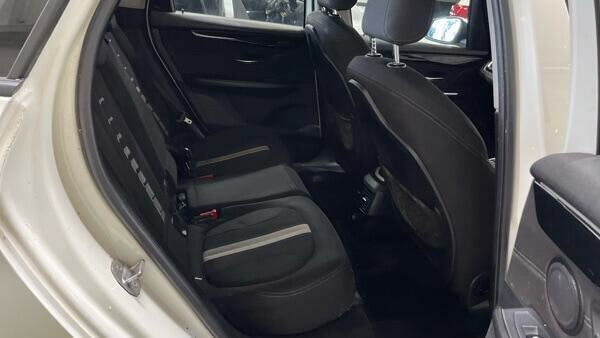 BMW 2 Series Active Tourer Sport White #10