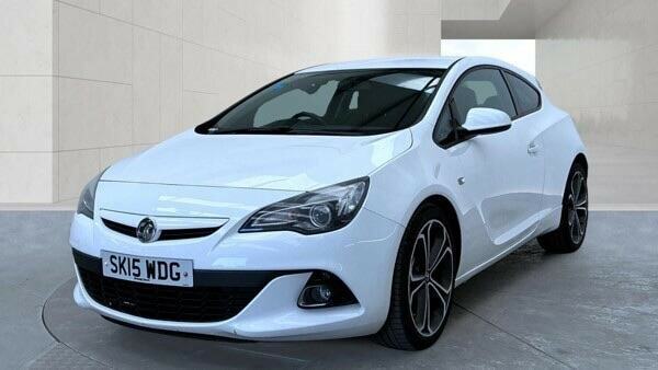 Vauxhall Astra GTC 2.0 Cdti Limited Edition Euro 5 Ss White #2
