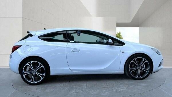 Vauxhall Astra GTC 2.0 Cdti Limited Edition Euro 5 Ss White #5