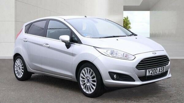 Ford Fiesta 1.4 Titanium White #1