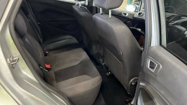 Ford Fiesta 1.4 Titanium White #8