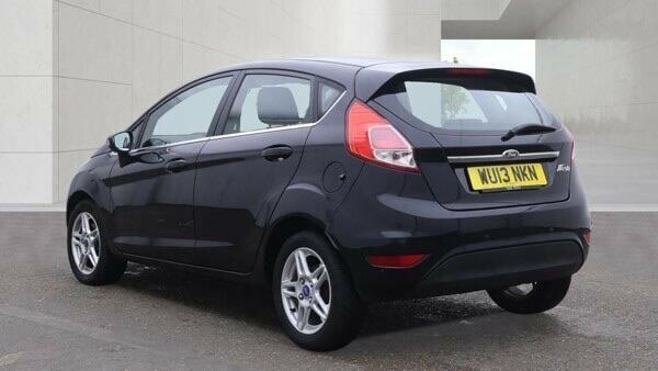 Ford Fiesta 1.6 Zetec Powershift Euro 5 Black #4