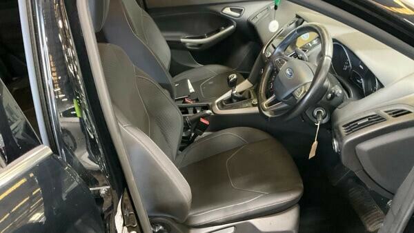 Ford Focus 1.6 Tdci Zetec S Euro 5 Ss 2012 Silver #9