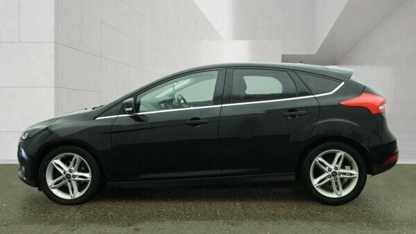 Ford Focus 1.6 Tdci Zetec S Euro 5 Ss 2012 Silver #5