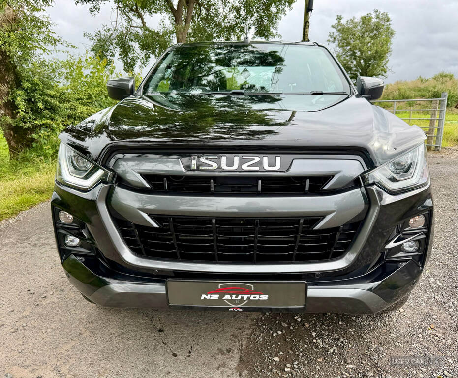 Isuzu D-Max 1.9 V-cross Double Cab 4X4 Black #5
