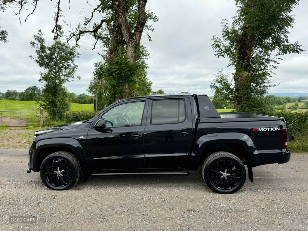 Volkswagen Amarok 3.0 Tdi V6 Aventura Black Edition Double Cab Picku Blue #8