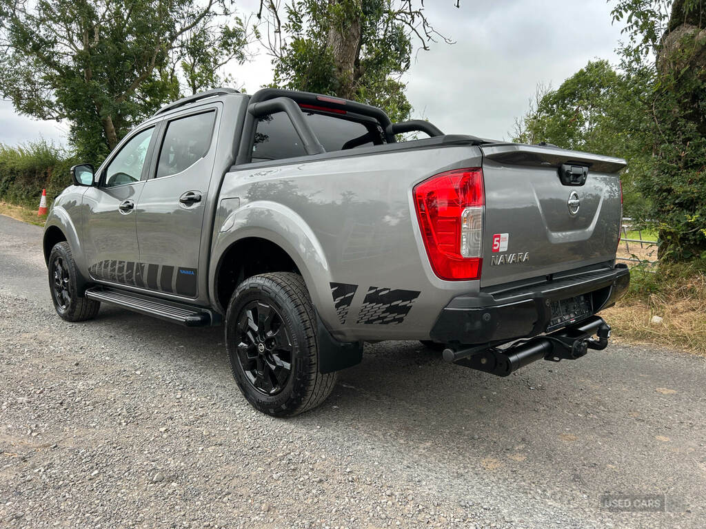 Nissan Navara Double Cab Pick Up N-guard 2.3Dci 190 Tt 4Wd Grey #2