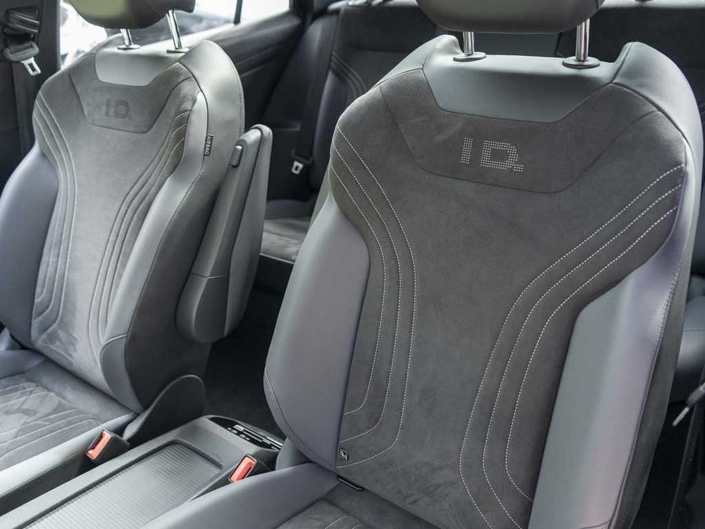 Volkswagen ID.5 Id5 Tech Professional Performance Red #17