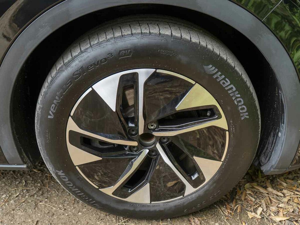 Volkswagen ID.5 Id5 Tech Professional Performance Red #9
