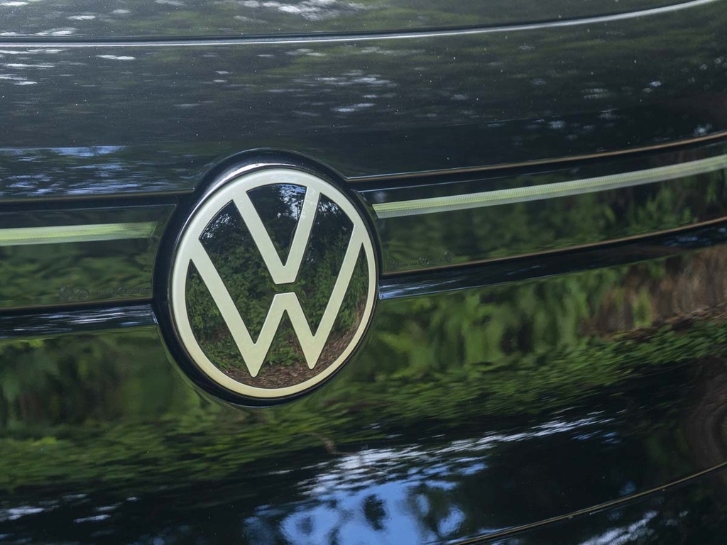 Volkswagen ID.5 Id5 Tech Professional Performance Red #7