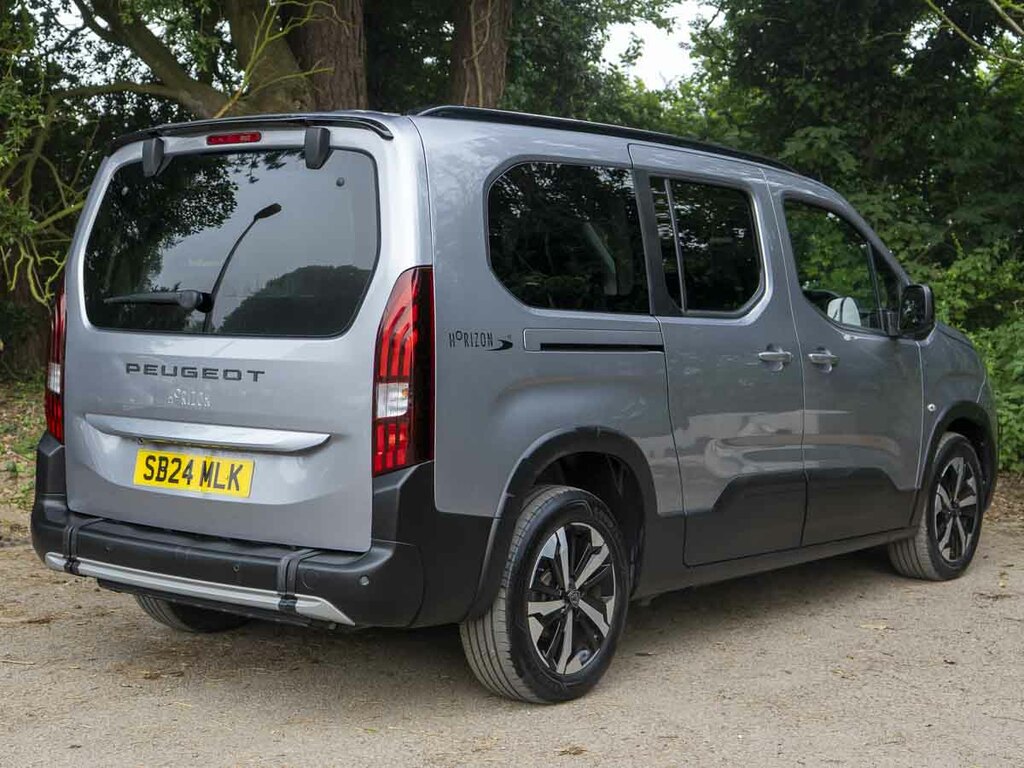 Peugeot Rifter 1.5L Null Green #4