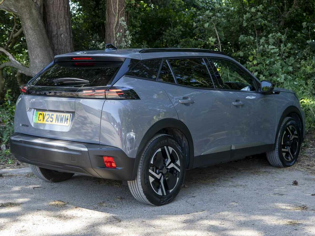 Peugeot 2008 Allure #6