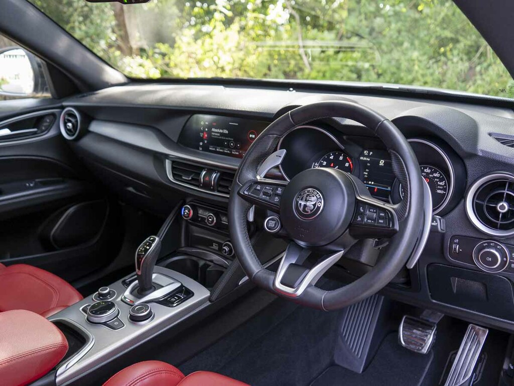Alfa Romeo Stelvio 2L Competizione Blue #15