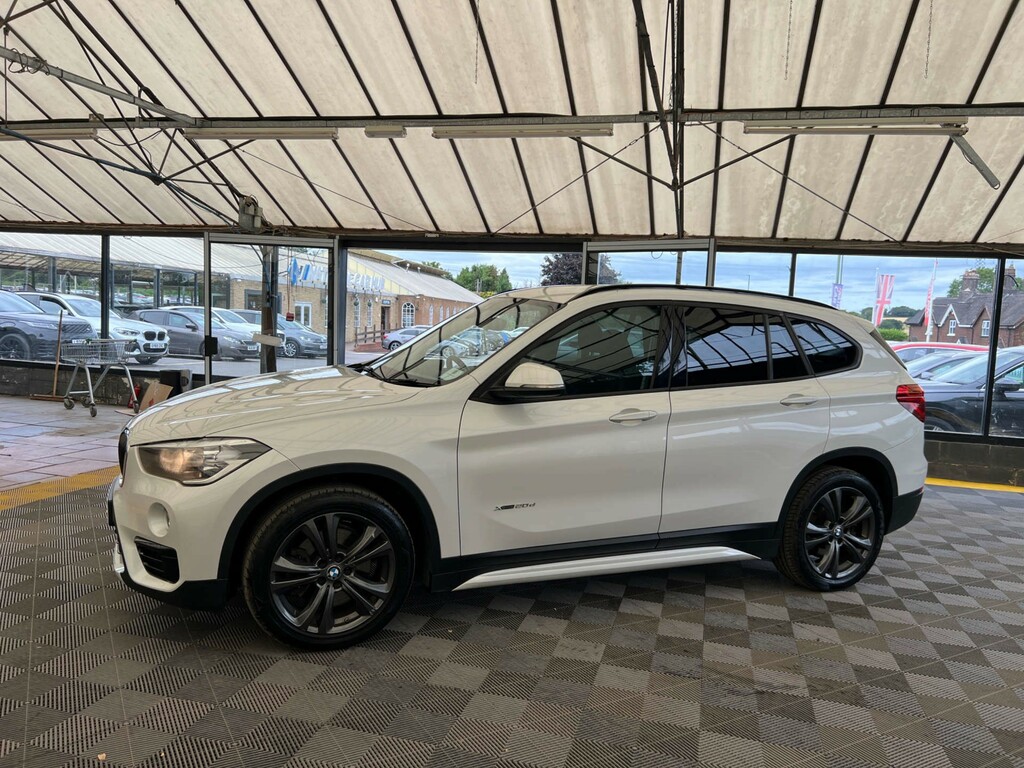 BMW X1 Xdrive20d Sport White #3