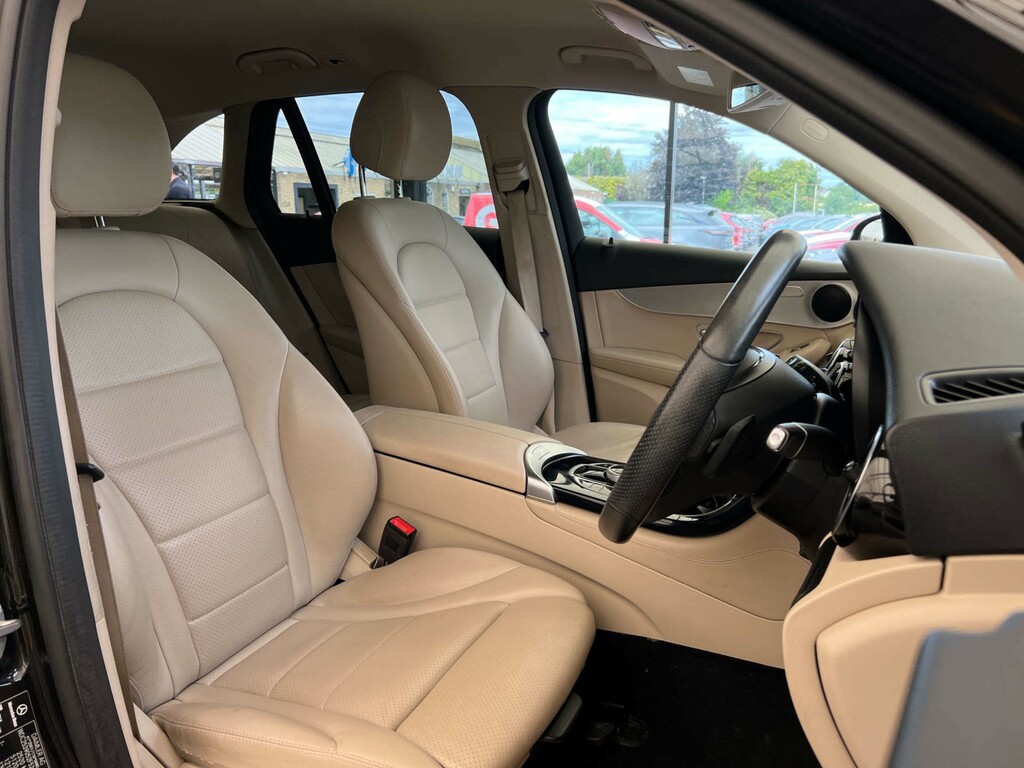 Mercedes-Benz GLC Class Glc 220 D 4Matic Sport Black #5