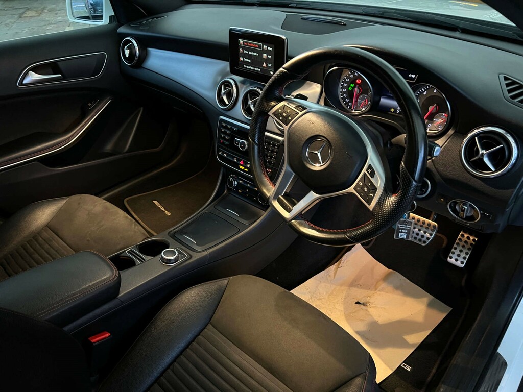 Mercedes-Benz GLA Class 2.1 Gla200d Sport 7G-dct Euro 6 Ss White #9