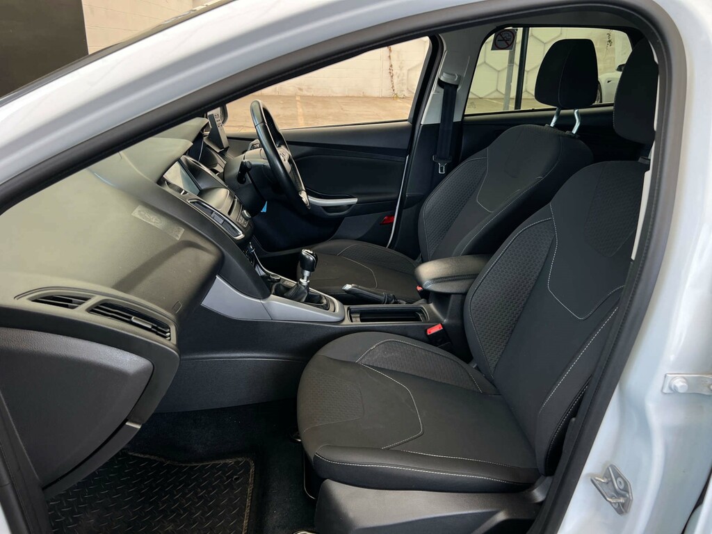 Ford Focus 1.5T Ecoboost Zetec S Black Edition Euro 6 Ss 5 Black #18