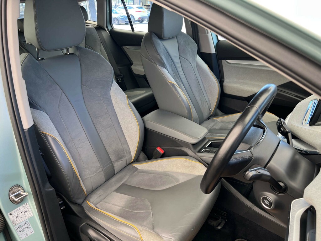 Skoda ENYAQ Suv Silver #6