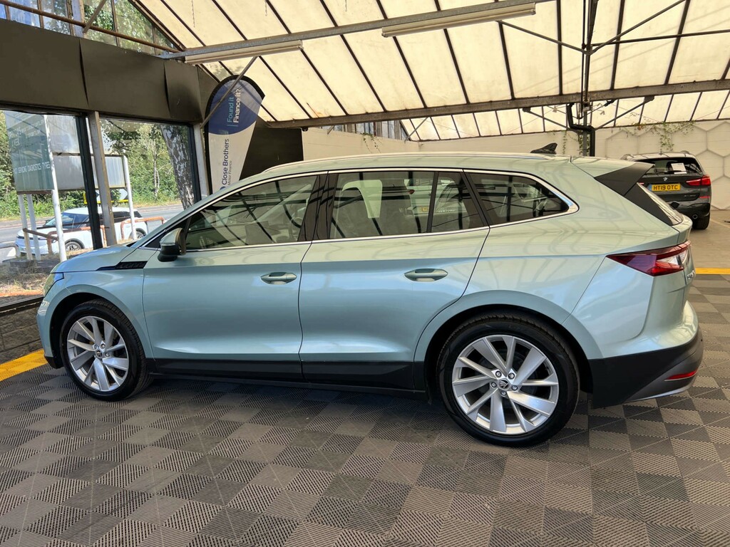 Skoda ENYAQ Suv Silver #4