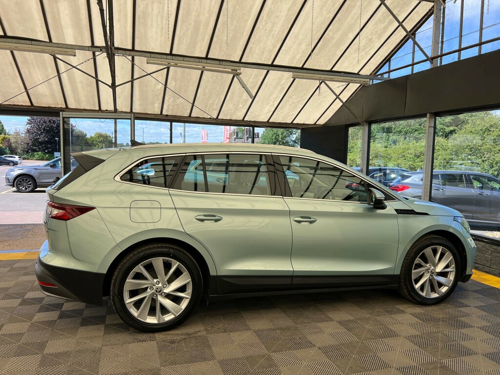 Skoda ENYAQ Suv Silver #5